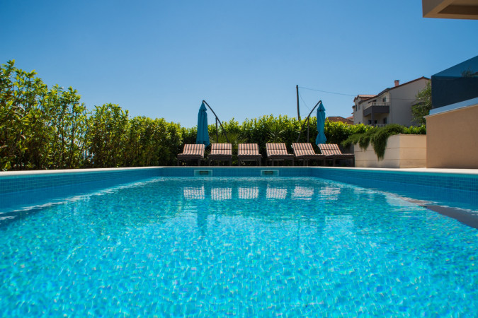 Villa Piramida, Villa Piramida Slatine